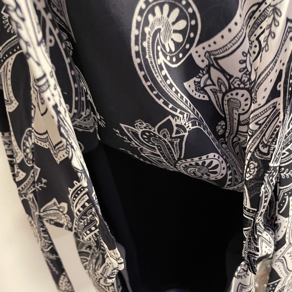 Working blouse - Picture 3 of 7